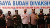 Foto bersama Forkopimda Kota Surabaya bersama Relawan Bodreks di Perumahan Rungkut Mapan Barat, Rabu (29/9/2021) | Foto: Ali Wafa